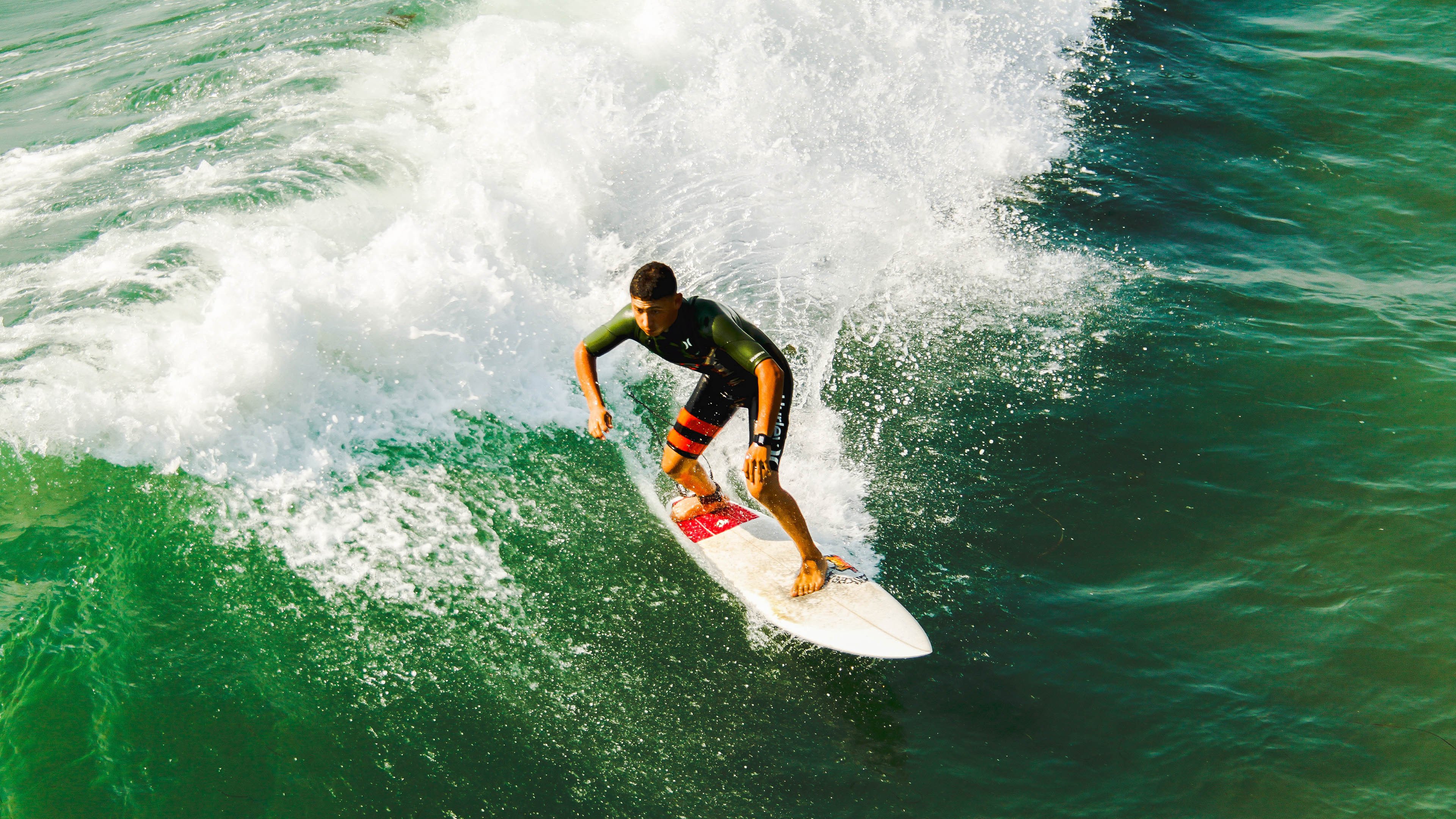 公牛拍摄广告大片展示新赛季阵容风貌，公牛宣传广告